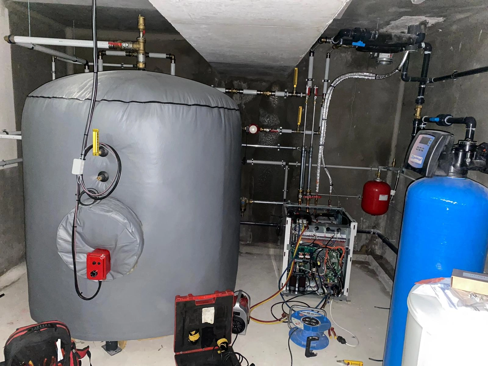 Installation d’un ballon tampon et système de chauffage central