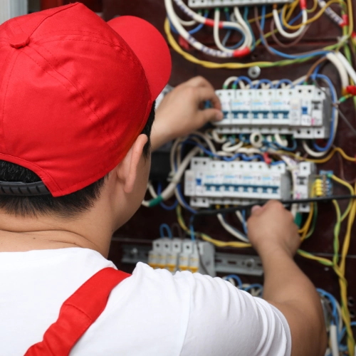 Tableaux et armoires électriques à Nice et dans les Alpes-Maritimes